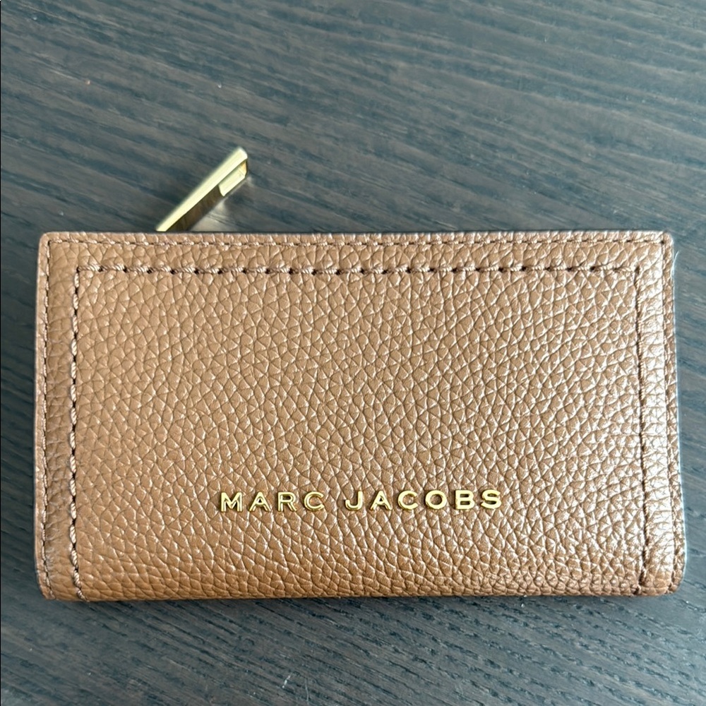 Brand New Marc Jacobs Brown Leather wallet